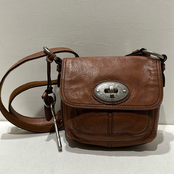 Fossil Handbags - FOSSIL (VTG) Small Brown Leather Crossbody Bag